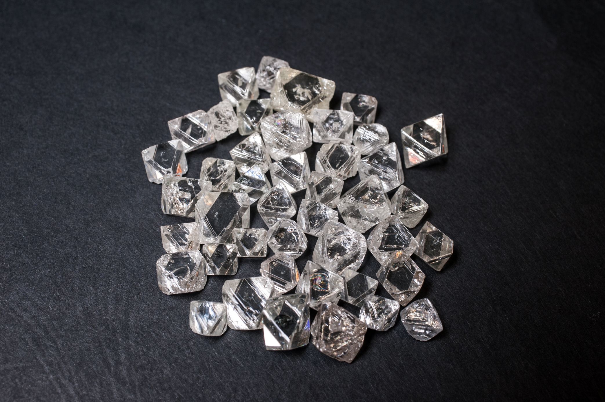 14.2020Rough20diamonds